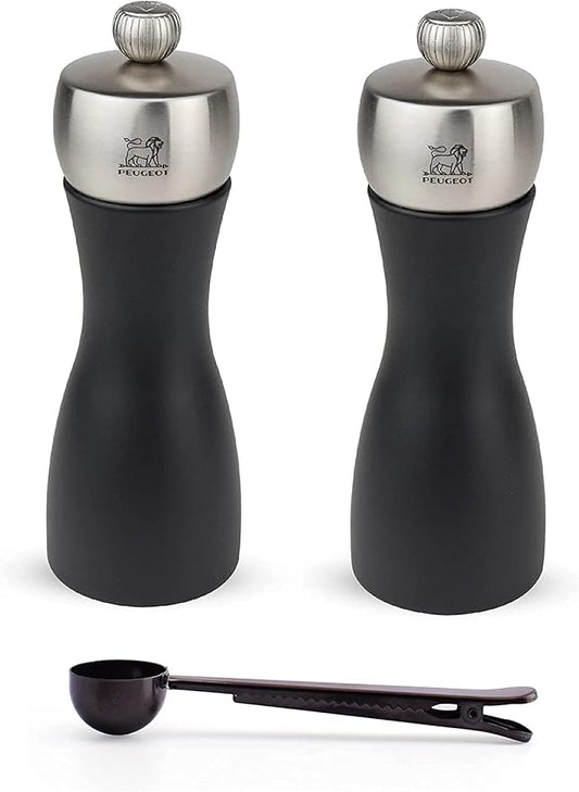 Peugeot Fidji Manual Beech Wood & Stainless Steel Salt & Pepper Mill Set With Black Stainless Steel Spice Scoop Made In France (Black, 6- Inch)