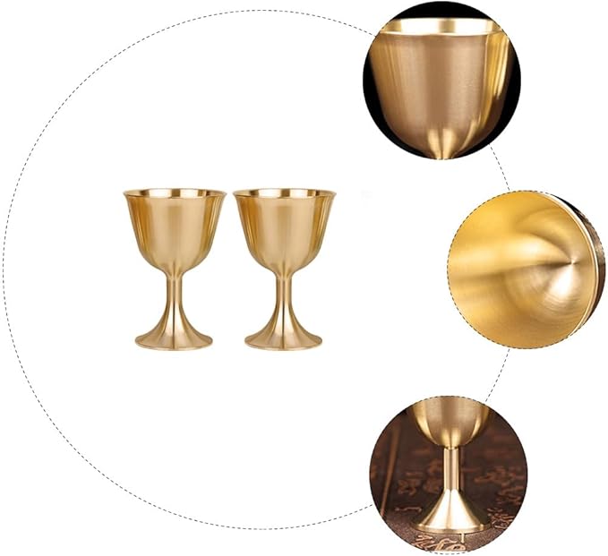 Veemoon Small Copper Wine Goblet, 4pcs Brass Chalice Glasses Golden Communion Cup Offering Cup Buddhist Water Bowl Metal Wine Shot Glass for Church Ritual Cocktail (5.5CM 25ML)