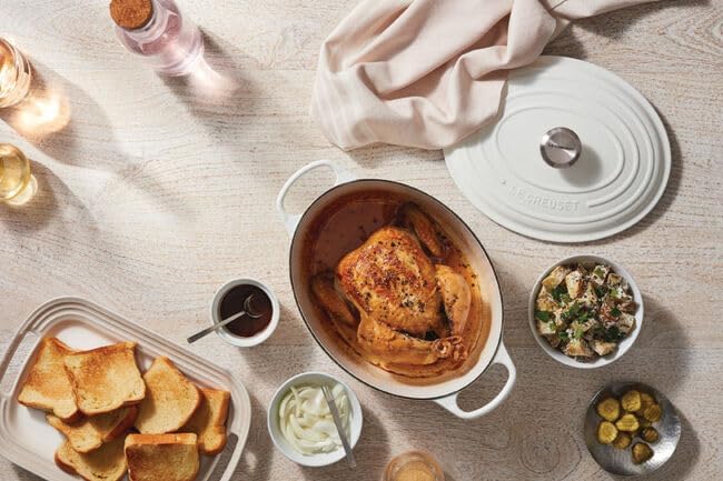 Le Creuset Enameled Cast Iron Signature Oval Dutch Oven, 5 qt. , White
