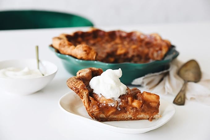 Le Creuset Stoneware Set of 2 Heritage Fluted Pie Dish, 9", Artichaut