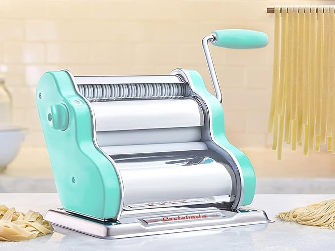 PASTALINDAClassic 200 Pasta Maker Machine, 20 cm Wide Rollers, 9 Thickness Positions, 2 Cutting Positions, Stainless Steel. Includes Reinforced Hand Crank And Two Clamps (Pastel Green)