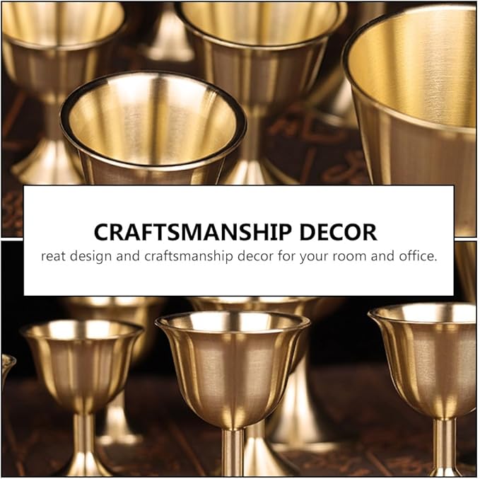 Veemoon Small Copper Wine Goblet, 4pcs Brass Chalice Glasses Golden Communion Cup Offering Cup Buddhist Water Bowl Metal Wine Shot Glass for Church Ritual Cocktail (5.5CM 25ML)