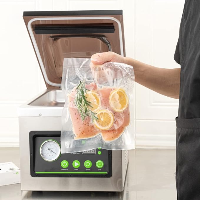 Restaurantware Fresh Hero Clear Plastic Vacuum Packaging Pouch - for Chamber Vacuum Sealer, 3 mil, BPA-Free - 10" x 8" - 100 count box