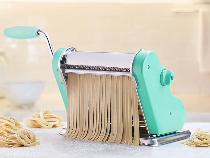 PASTALINDAClassic 200 Pasta Maker Machine, 20 cm Wide Rollers, 9 Thickness Positions, 2 Cutting Positions, Stainless Steel. Includes Reinforced Hand Crank And Two Clamps (Pastel Green)