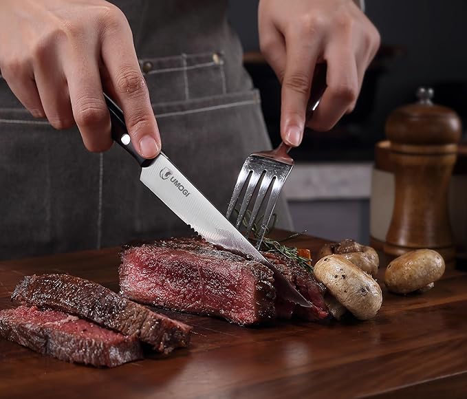 Steak Knife Set of 6 with Gift Box - Ergonomic Grip Black Wooden Handle, Highly Resistant & Durable German Stainless Steel, Serrated Edge - 4.8''Dinner Knife Set Non Straight