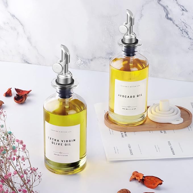 Olive Oil Dispenser Bottle Set with Bamboo Tray, Silver Classic Oil Dispenser, 2 x 350ML Glass Bottles, Weighted Metal Pourers, Kitchen Storage & Dispensing