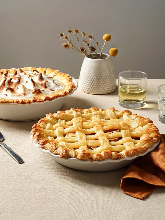 LE TAUCI Ceramic Pie Dish and Pie Weights Set, 9 Inches Deep Pie Pans for Baking, 52 OZ Round Fluted Pie Plates for Apple Pie, Quiche, Pot Pies, Tart – Set of 2, Classic White