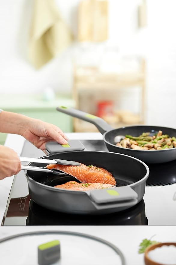 BRA COOKWARE Life Low Casserole w/Glass Lid | 11 inches - 2.9 quarts Recycled Cast Aluminum Casserole | Ceramic Non-Stick | All Heat Sources Compatible | PFOA Free Shallow Pot | Removable Handles