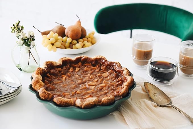 Le Creuset Stoneware Set of 2 Heritage Fluted Pie Dish, 9", Artichaut