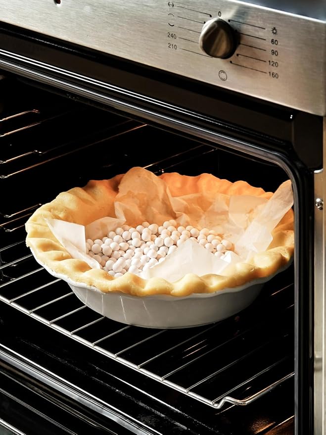 LE TAUCI Ceramic Pie Dish and Pie Weights Set, 9 Inches Deep Pie Pans for Baking, 52 OZ Round Fluted Pie Plates for Apple Pie, Quiche, Pot Pies, Tart – Set of 2, Classic White