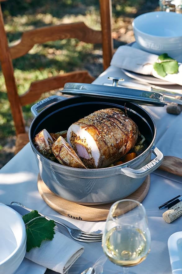 STAUB Cast Iron Roaster/Cocotte, Round, 24 cm, 3.8 L, Graphite Grey