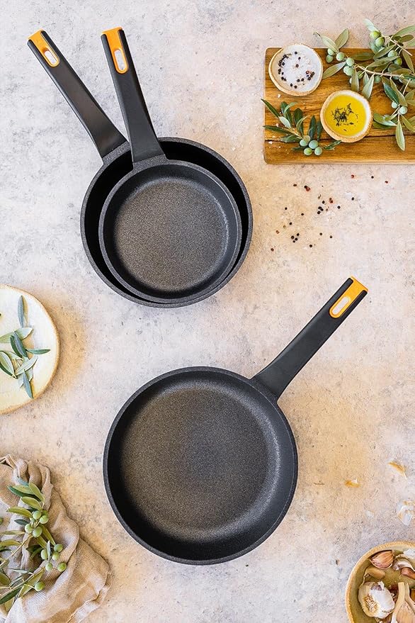 BRA COOKWARE Efficient Pro 2 Frying Pan Set | 8 + 10.2 inches Cast Aluminum Frypans | Profile Plus Non-Stick | All Heat Sources Compatible | PFOA Free | Heat-Resistant Handle | Non Deformable