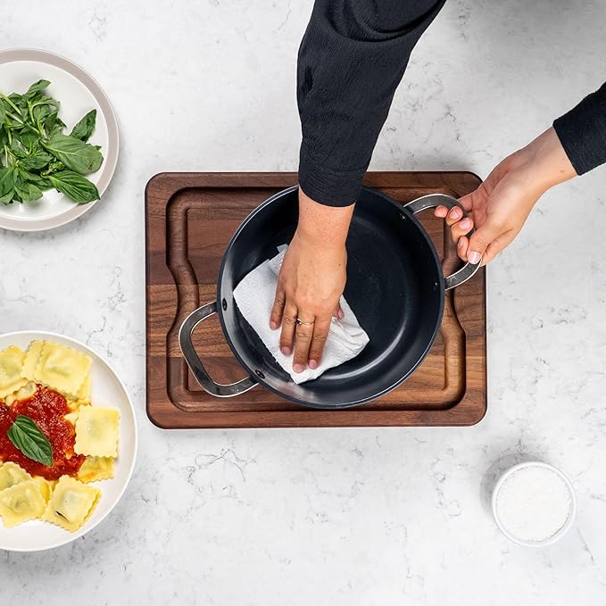 Alva Maestro Nonstick Ceramic Stock Pot with Lid 4.5Qt. - Easy to Clean, Oven Safe and Made without PFAS, PFOA & PTFE - Induction and All Stovetop Compatible with Even Heat Distribution