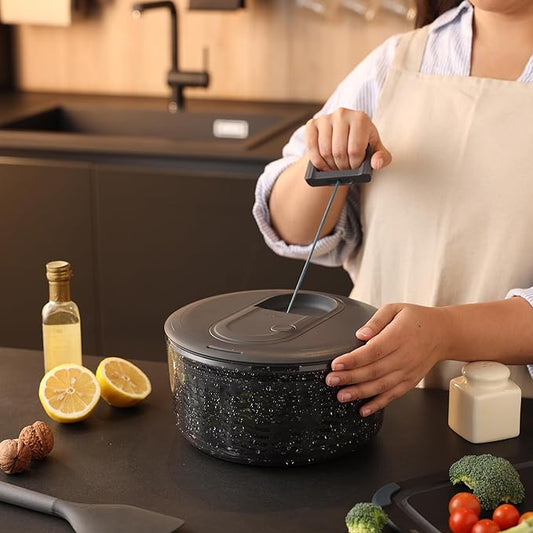 Zyliss Easy Spin Salad Spinner - Fruit & Veggie Dryer - Produce Spinner & Cleaner for Salad Prep - Dishwasher-Safe Kitchen Essential - Non-Slip Bowl with Pull Handle - Grey Easy Spin Large