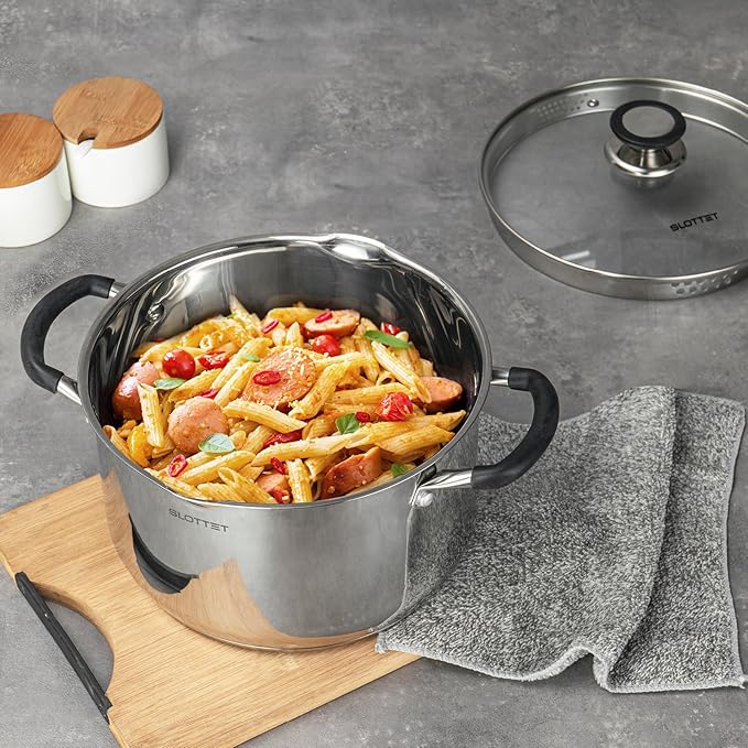 6 Quart Stainless Steel Stock Pot with Strainer Glass Lid,6 Qt Soup Pot Multipurpose Stockpot with Pour Spout,Stay-cool silicone Handle.