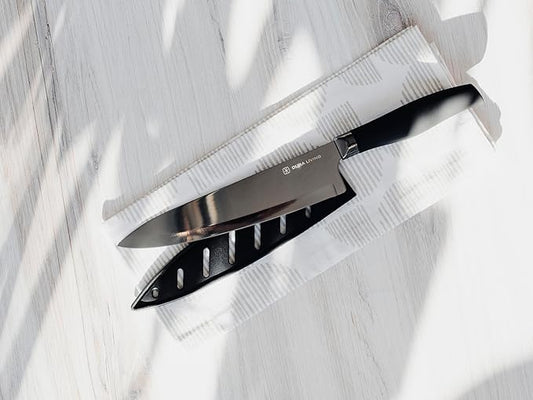 Chef Knife, 8 Inch Nonstick Titanium Plated Stainless Steel Ultra Sharp Blade, With Ergonomic Comfort Grip Handle Chef's Cooking Knife, With Matching Sheath