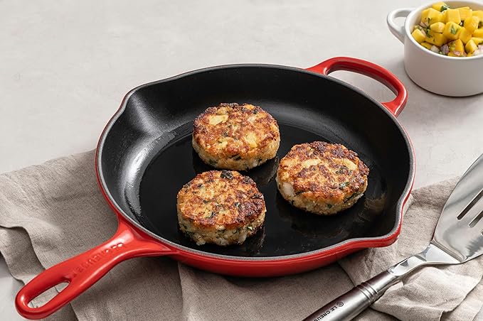 Le Creuset Enameled Cast Iron Signature Cookware Set, 7 pc, Cerise