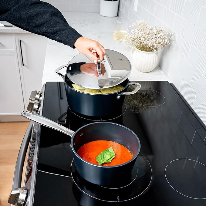 Alva Maestro Nonstick Ceramic Stock Pot with Lid 4.5Qt. - Easy to Clean, Oven Safe and Made without PFAS, PFOA & PTFE - Induction and All Stovetop Compatible with Even Heat Distribution