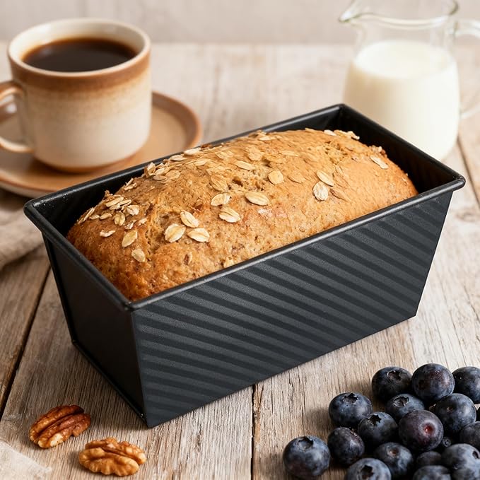 pullman loaf pan with lid - bread pans for homemade bread - 1Lb Non-Stick loaf baking pans - Carbon Steel Toast Box with Oven Mitts(set of 2)