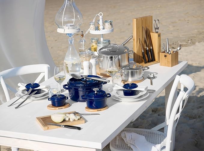 Staub Dark Blue Round Cocotte, 2.75-quart