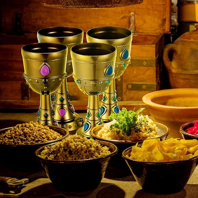 Suclain 20 Pcs Medieval Molded Crown Goblets 8 oz Gold Jeweled chalice Vintage Plastic Goblet King Queen Party Chalice Medieval Party Decorations for Carnival Drinking Supplies