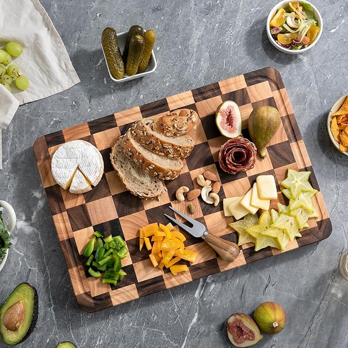 Cutting Boards for Kitchen, Large Acacia Wood Chopping Board, Thick Checkered Cutting Board with Juice Grooves & Handles, Charcuterie Board Butcher Block with Gift Box, 16" x 11" x 1.4"