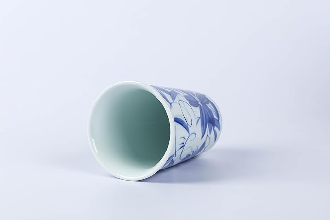 14 oz ceramics Handmade blue and white Retro Coke cups coffee tea set of 4 china Coffee Mugs for Tea, Milk,Dishwasher and Microwave Safe，Free gift soft silicone cover and gift box