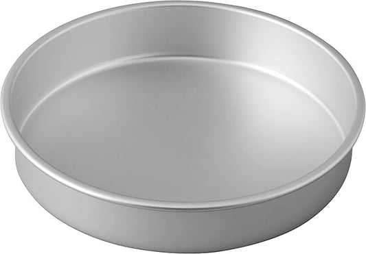 Wilton 10 Inch Round Cake Pan, Even Heating Aluminum Bakeware, Made without PFAS, Packaging May Vary