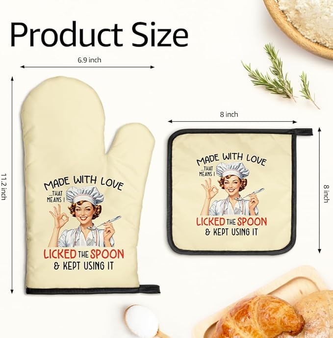Made with Love Means I Licked The Spoon Oven Mitts and Pot Holders Sets, Funny Kitchen Oven Mitts for Women, Hostess Gifts for Mom Wife, Christmas Baking Gifts for Her Housewives Bakers
