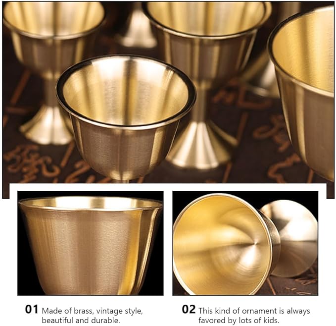 Veemoon Small Copper Wine Goblet, 4pcs Brass Chalice Glasses Golden Communion Cup Offering Cup Buddhist Water Bowl Metal Wine Shot Glass for Church Ritual Cocktail (5.5CM 25ML)