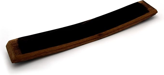 Personalized Premium 4 glass whiskey flight/engraved center/personalized gift/Crystal glass option/Natural oak color (Circle Split letter Monogram)