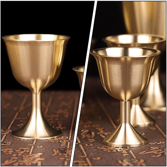 Veemoon Small Copper Wine Goblet, 4pcs Brass Chalice Glasses Golden Communion Cup Offering Cup Buddhist Water Bowl Metal Wine Shot Glass for Church Ritual Cocktail (5.5CM 25ML)