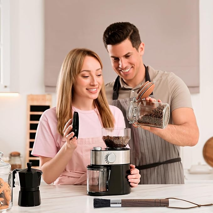 Takavu Coffee Grinder Cleaning Brush, Barista Brush with Black Boar Bristle, Espresso Machine Cleaner Tool, Brista Dusting Accessories Used on Group Heads, Shower Screen, Portafilter, Scoop, Tamper