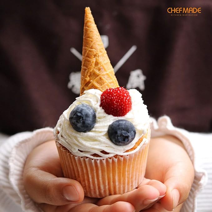 CHEFMADE Muffin Cake Pan, 12-Cavity Non-Stick Cupcake Pan Bakeware for Oven Baking (Champagne Gold)