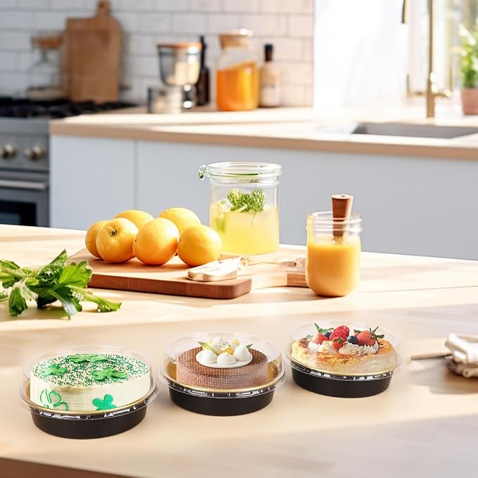 Beasea Disposable Creme Brulee Ramekins with Lids, 120 Pack 4 Inch 8oz Mini Pie Tins Black Gold Mini Small Aluminum Foil Pie Tart Cake Baking Pans Individual Round Containers Oven Safe for Baking