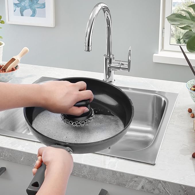 Onewly Cast Iron Scrubber and Scraper, Chain Mail Scrubber Cast Iron for Cleaning Dishes, Stock Pots, Pans, Griddles, Grills, Dish Scouring Pads