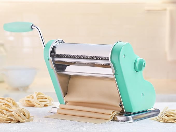 PASTALINDAClassic 200 Pasta Maker Machine, 20 cm Wide Rollers, 9 Thickness Positions, 2 Cutting Positions, Stainless Steel. Includes Reinforced Hand Crank And Two Clamps (Pastel Green)