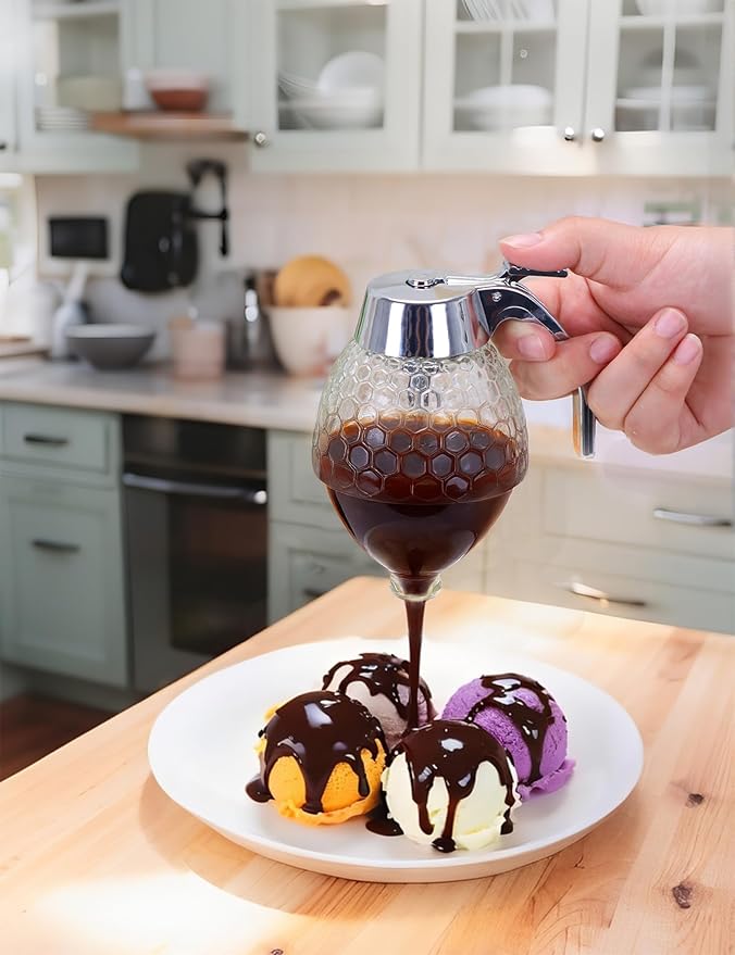 8-Ounce Drip Free Glass Honey Jar, Dispenser, Equipped With a Spoon, Stand,And Honeycomb Decoration Suitable for Maple Syrup, Honeycomb Syrup Server and Bee-themed Storage Tank