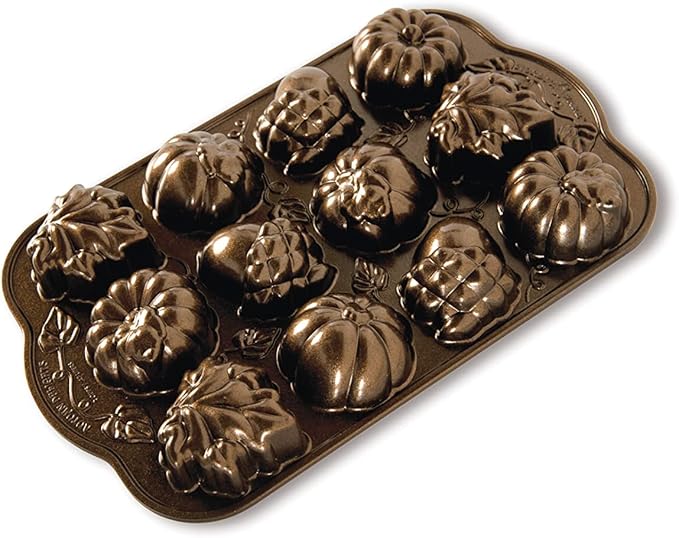 Nordic Ware Autumn Delights Cakelet Pan