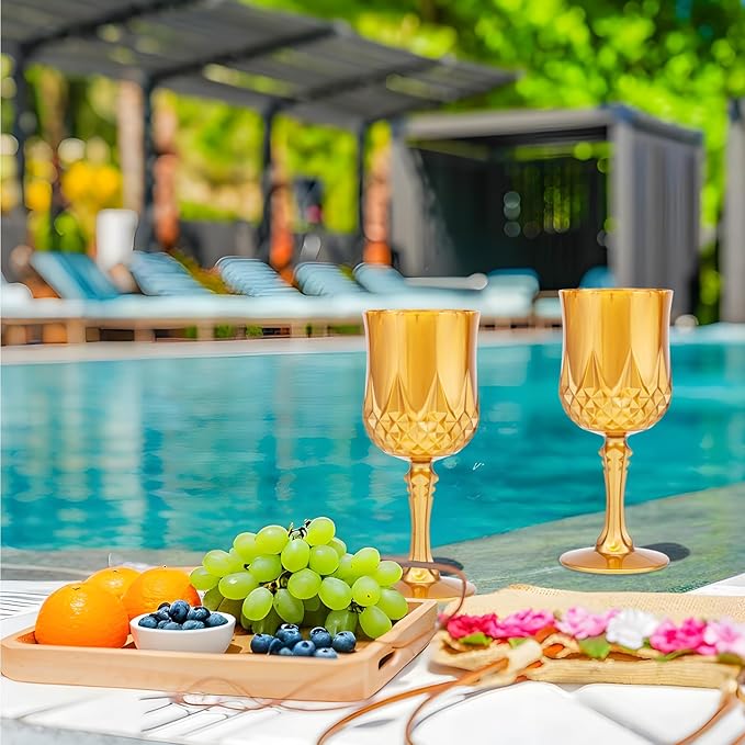 JLYLOL Plastic Vintage Wine Glasses 7OZ Plastic Goblets Vintage Drinking Glasses 24PCS Retro Wedding Glassware Water Goblets Reusable Drinking Cups for Party,Reception,Celebration,Bar,Whiskey(Amber)