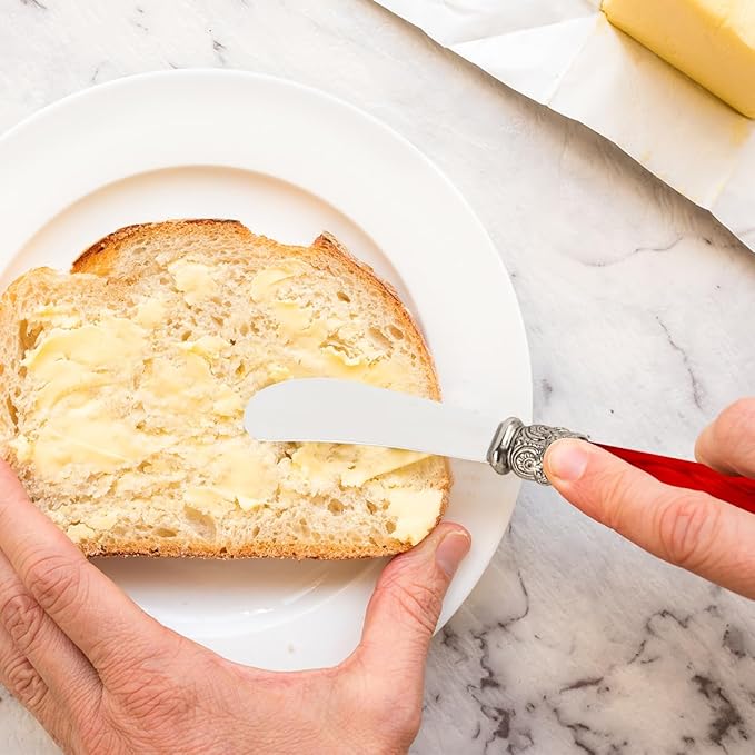 REVERIE Collection 4-piece Stainless Steel Butter Spreader Cheese Knife, Giftable Butter Knives set, Bread Knife set (Red)