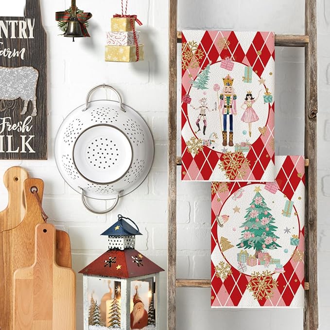 Red Nutcrackers Tree Christmas Kitchen Towels Dish Towels 18x26 Inch Set of 2