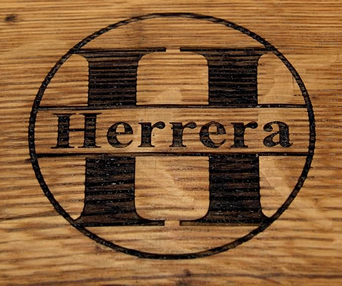 Personalized Premium 4 glass whiskey flight/engraved center/personalized gift/Crystal glass option/Natural oak color (Circle Split letter Monogram)