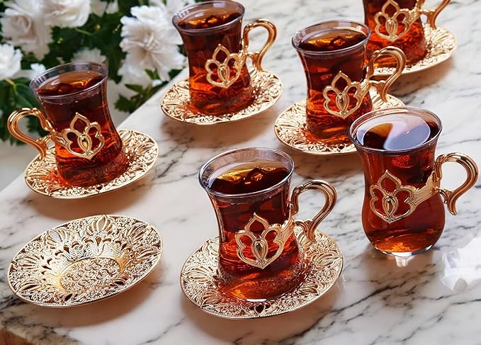 Alisveristime (SET OF 6) Turkish Tea Set with Zamac Holders, Glass Cups, and Saucers, 100ml Capacity, Elegant Serving Set in Gold and Silver (Harman) (Gold)