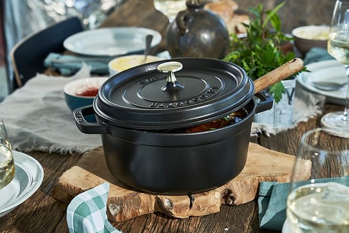 STAUB Cast Iron Roaster/Cocotte, Round, 6.7 L, Black, 28 cm