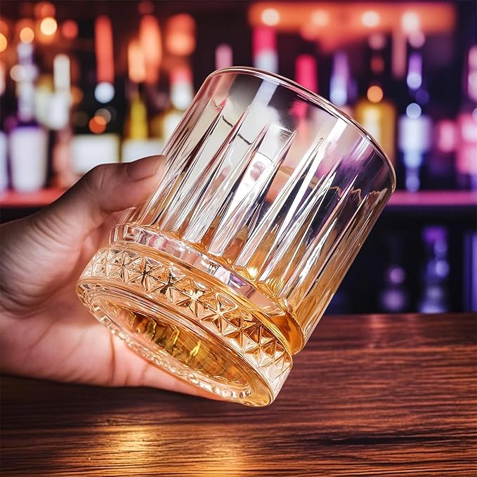 Whiskey Glass Set of 4，12 oz Bourbon Glass, Lead-Free Crystal Old Fashioned Glass Set, Suitable for Scotch Whisky, Cocktails, Home Bar Parties, Unique Gift for Men and Women