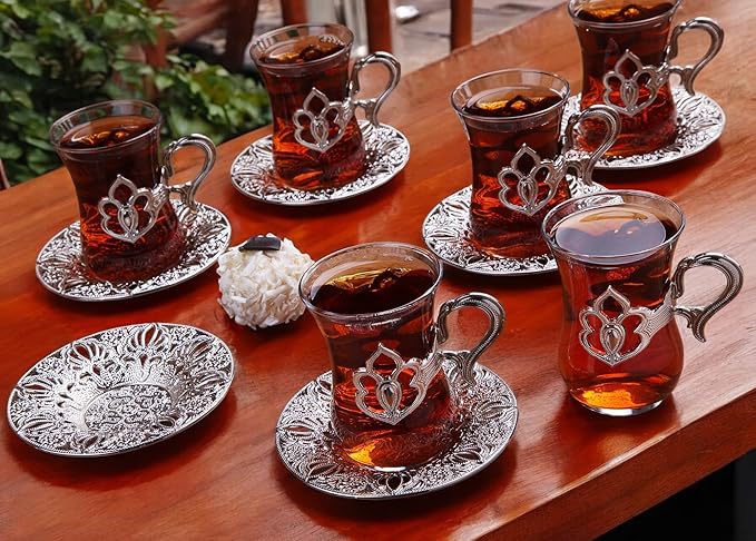 Alisveristime (SET OF 6) Turkish Tea Set with Zamac Holders, Glass Cups, and Saucers, 100ml Capacity, Elegant Serving Set in Gold and Silver (Harman) (Silver)