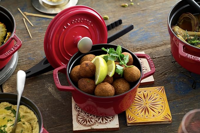 STAUB Cast Iron Roaster/Cocotte, Round, 20 cm, 2.24 L, Cherry Red