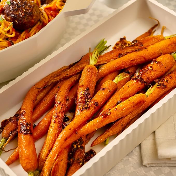 Cravings by Chrissy Teigen Nonstick Bakeware Set with 2 Silicone Trays and 2 Lids, Silicone Baking Sheet Pan, Baking Pan Dividers, Safe to use and Easy to Clean, Oven safe up to 450 °F