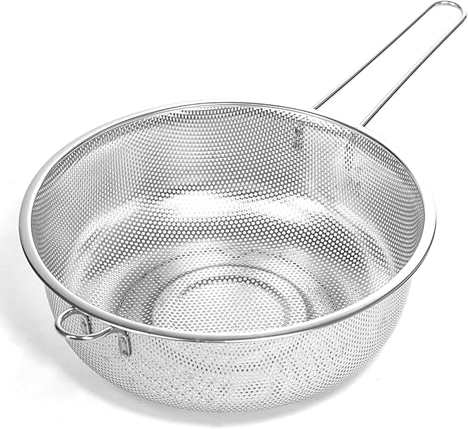 Metal Fine Mesh Strainer and Colander for Kitchen with Handle, Stainless Steel Pasta Strainer/Kitchen Funnel/Collander/Sifter for Strain/Wash Vegetables, Fruits, Spaghetti, Rice (10.2＂)